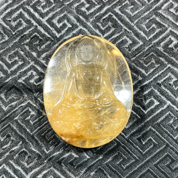 天然水晶纯手工雕刻金发晶大日如来吊坠本命佛吊坠精美项链