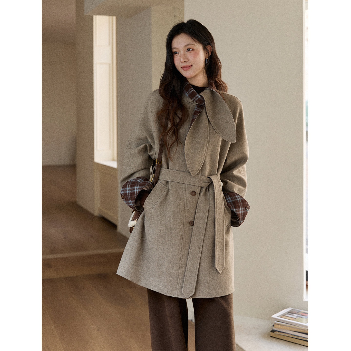 谜秀新品复古英伦格纹拼接毛呢外套女2025冬季设计感小个子气质