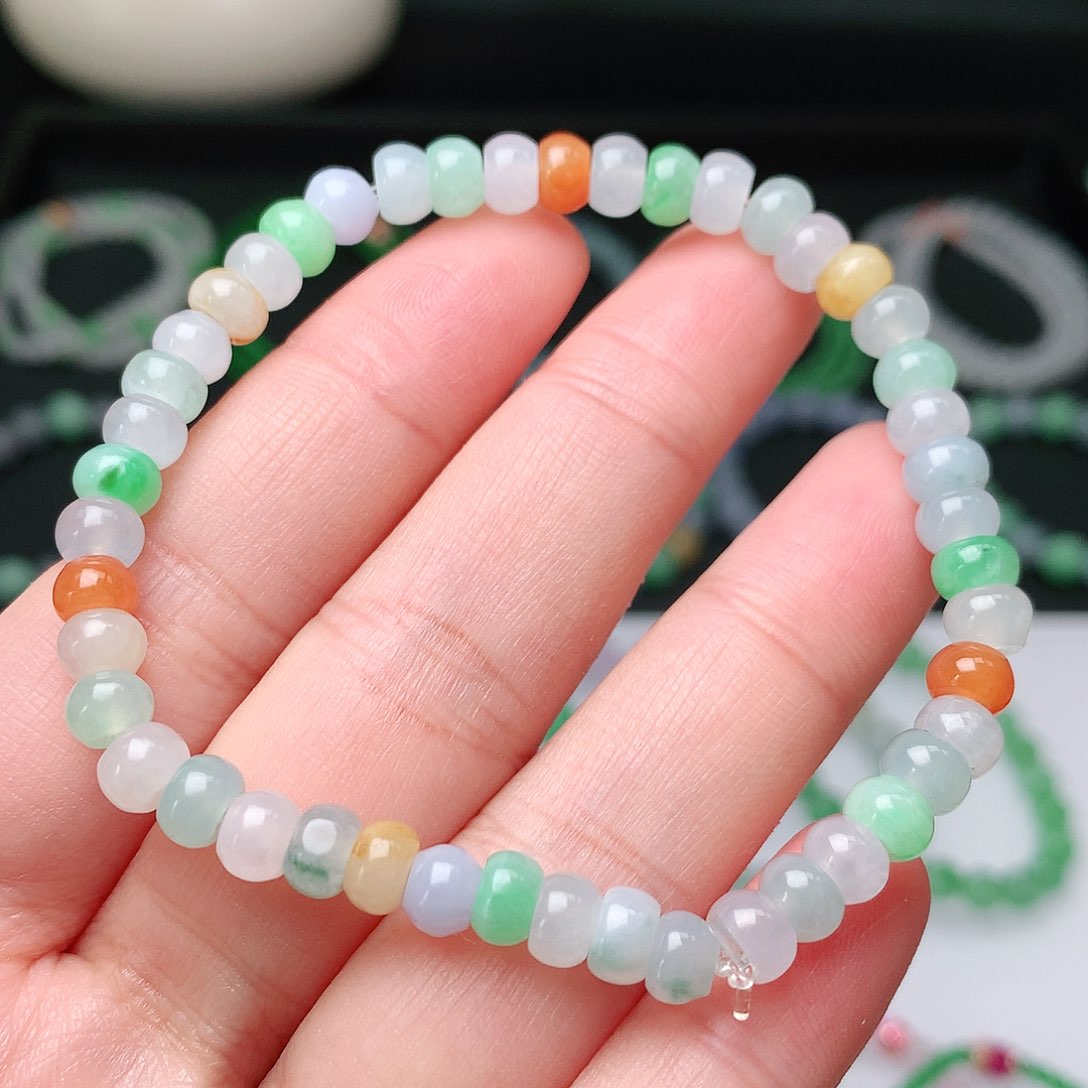 翡翠手链未镶嵌翡翠