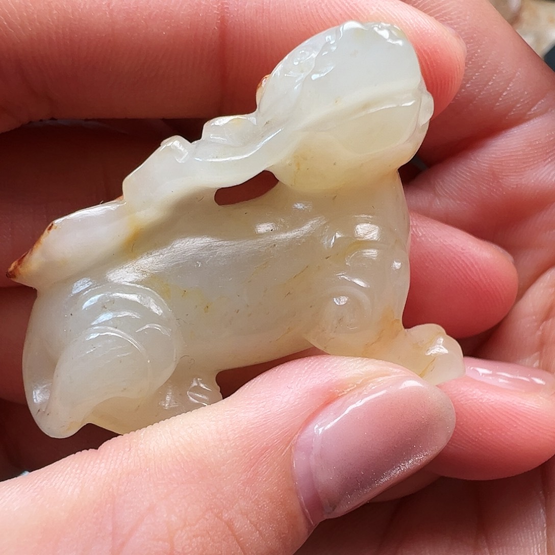 和田玉颈饰未镶嵌开****子