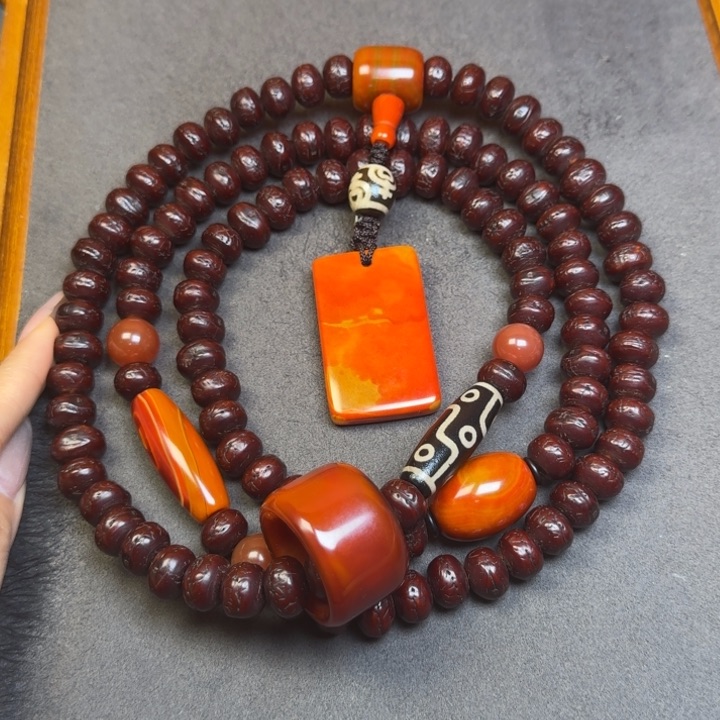 凤眼菩提吊坠请***八凤眼