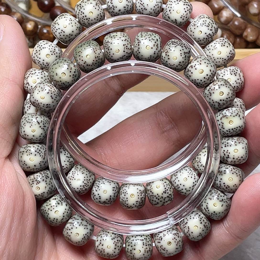 星月菩提吊坠大眼睛，11尺寸