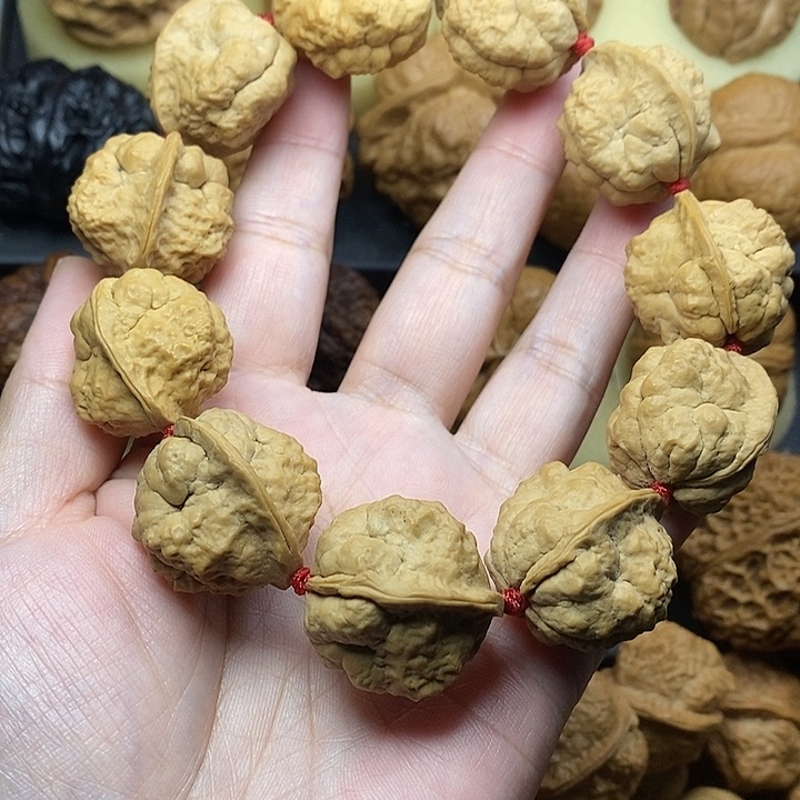 吊坠桃核时***些小云石26尺