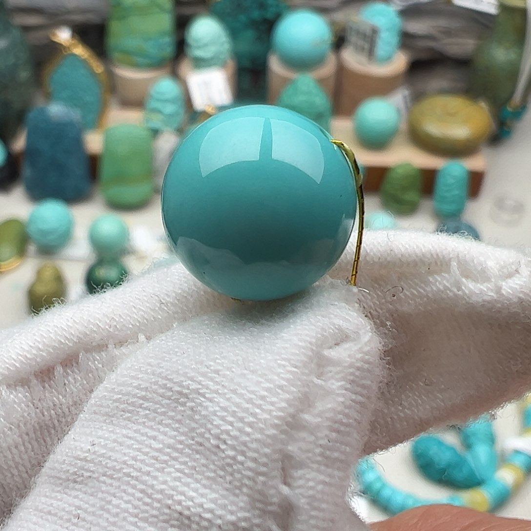 绿松石配饰未镶嵌