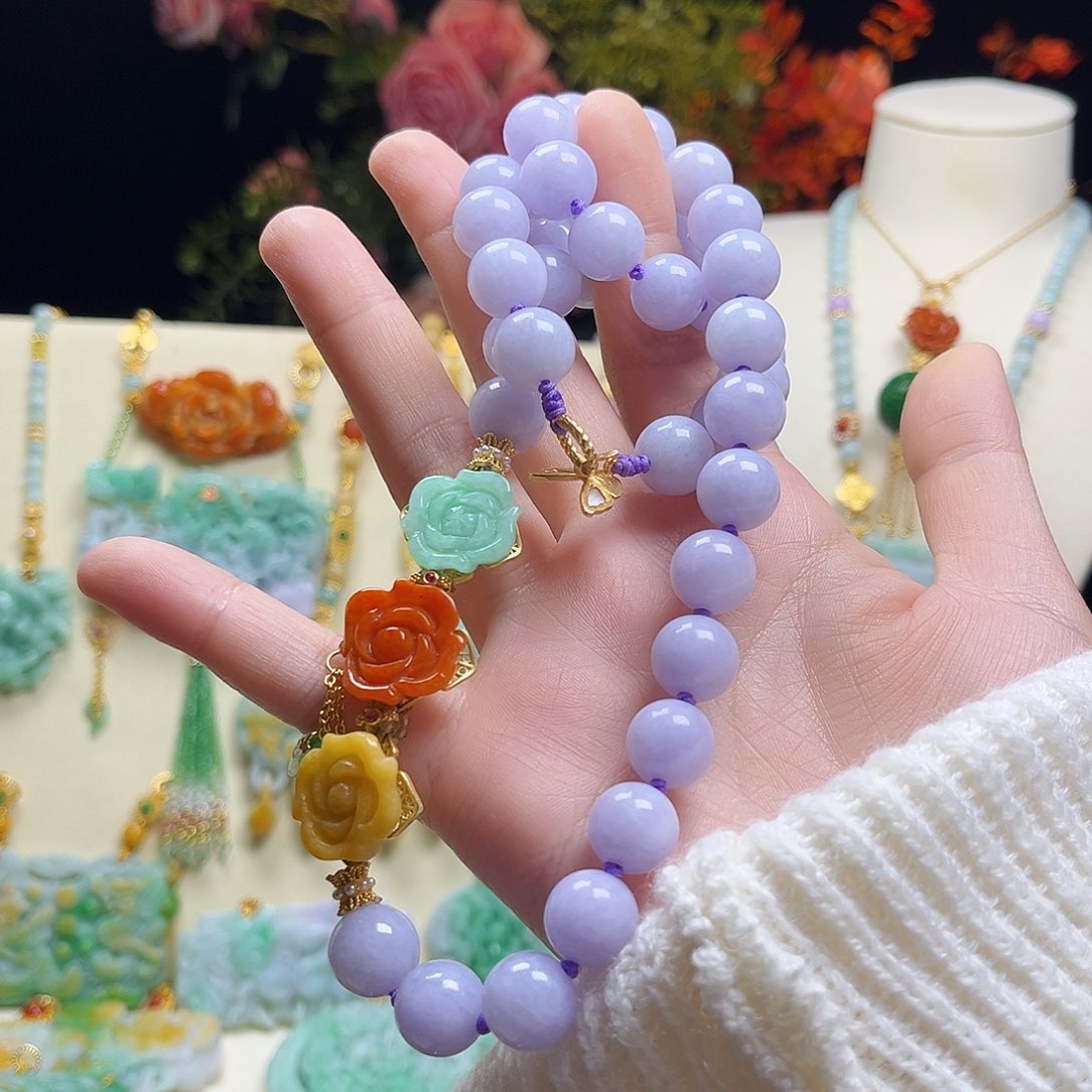 翡翠颈饰未镶嵌射*天然