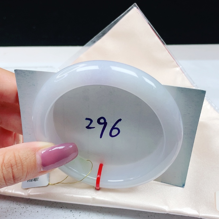 【闪购商品】翡翠手镯未镶嵌 正圈56+