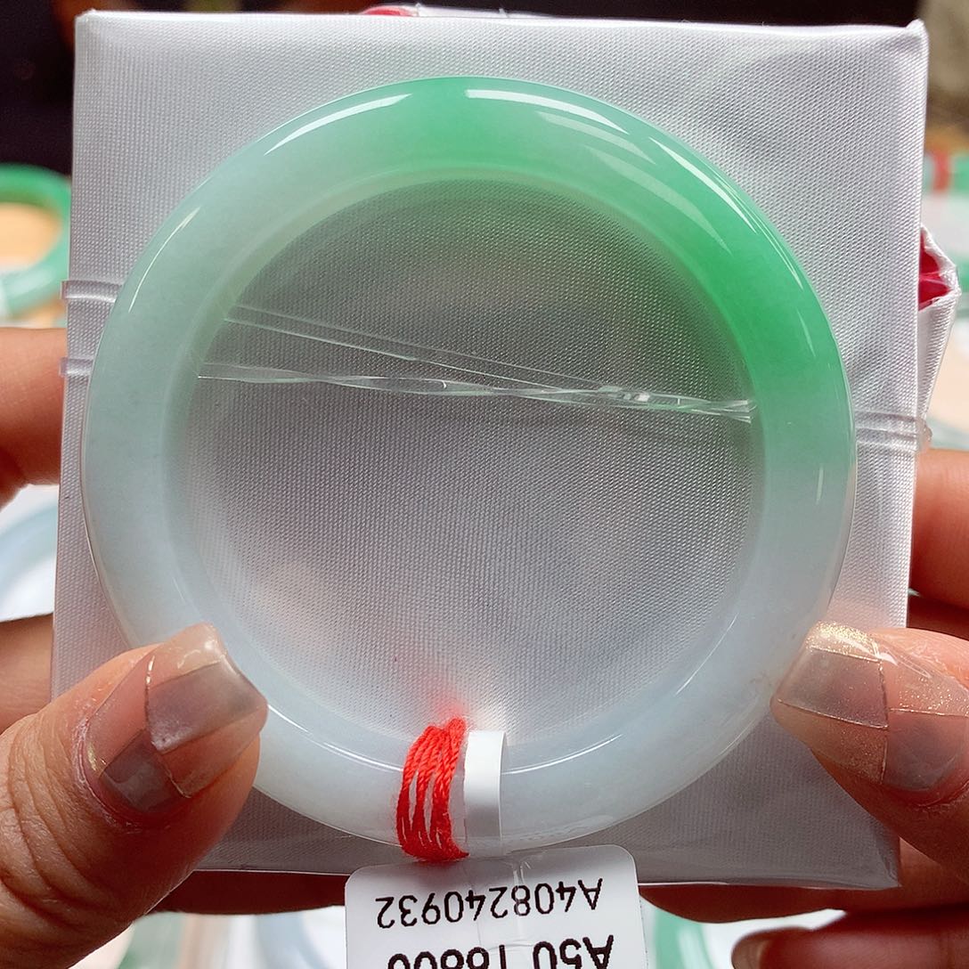 翡翠手镯未镶嵌50正20号88