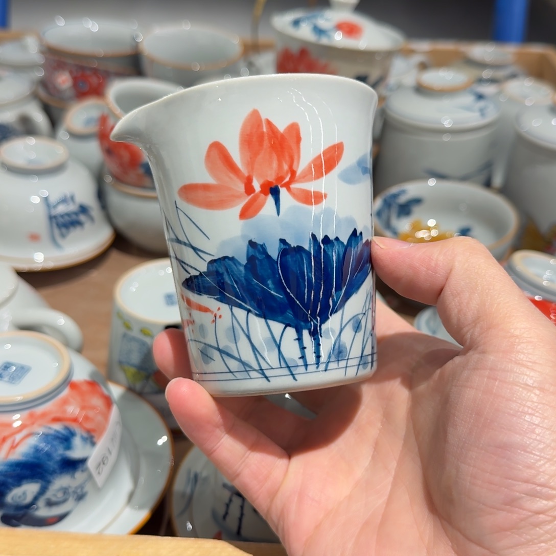 釉下手绘茶具微瑕