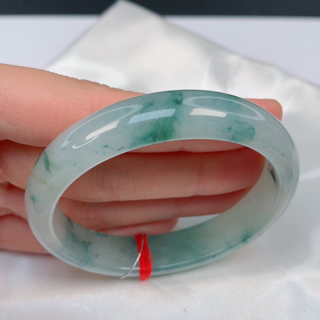 翡翠手镯未镶嵌53.2贵妃