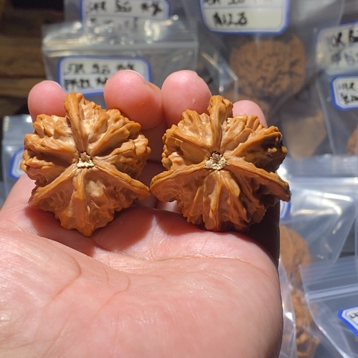 三***号吊坠文玩核桃盘山三棱