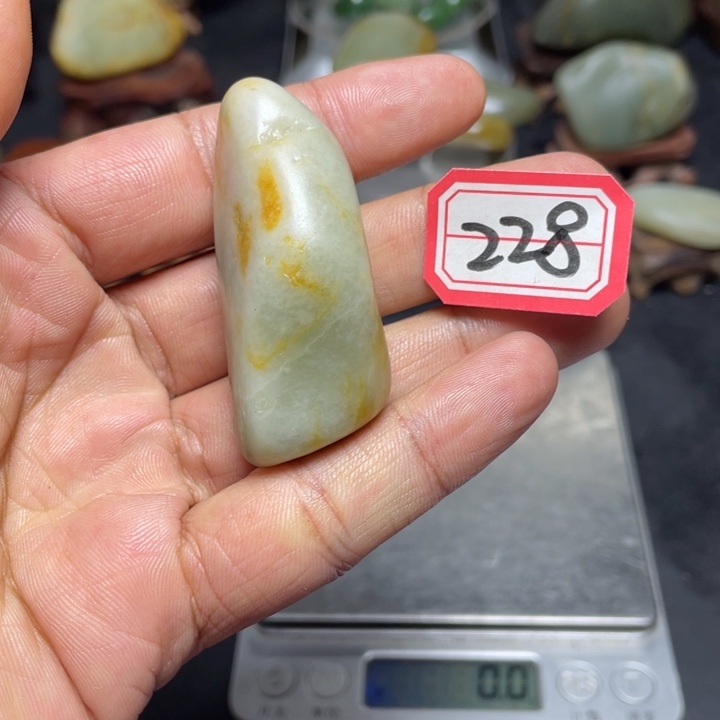 颈饰未镶嵌和田玉228