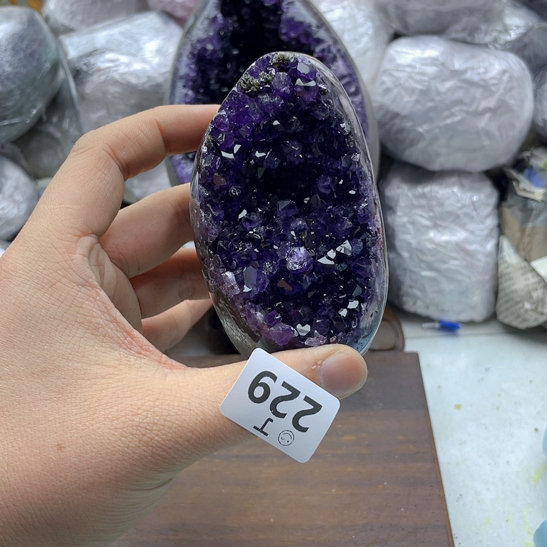 紫晶大型摆件（非配饰）未镶嵌
