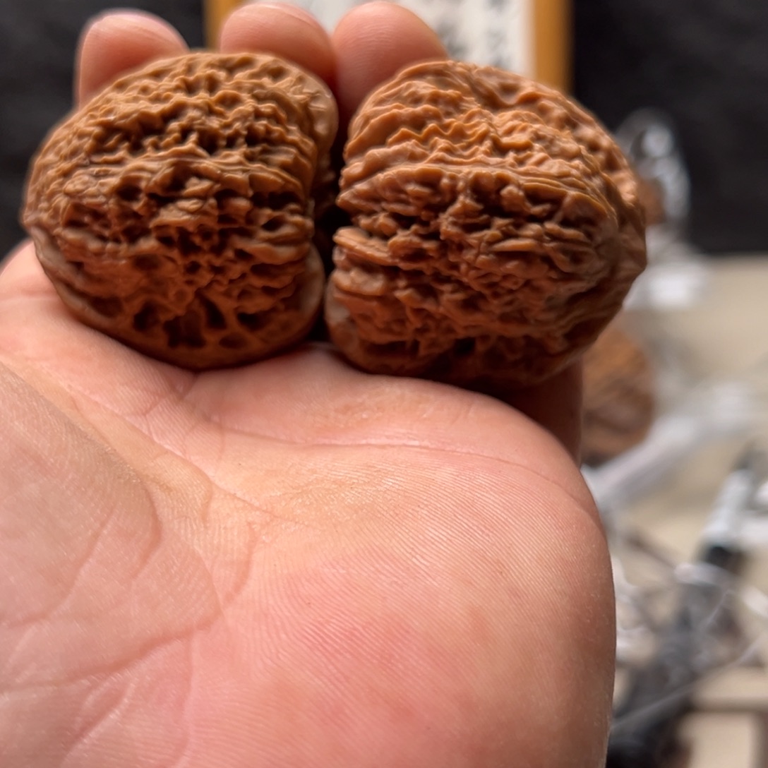 一****文玩核桃把件南疆43微色差