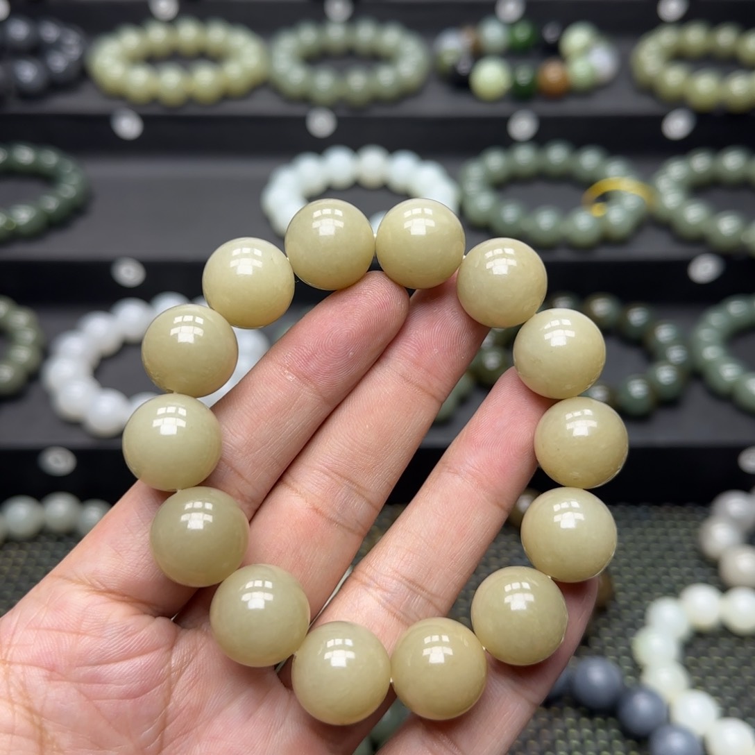 和田玉手链未镶嵌开***年糖