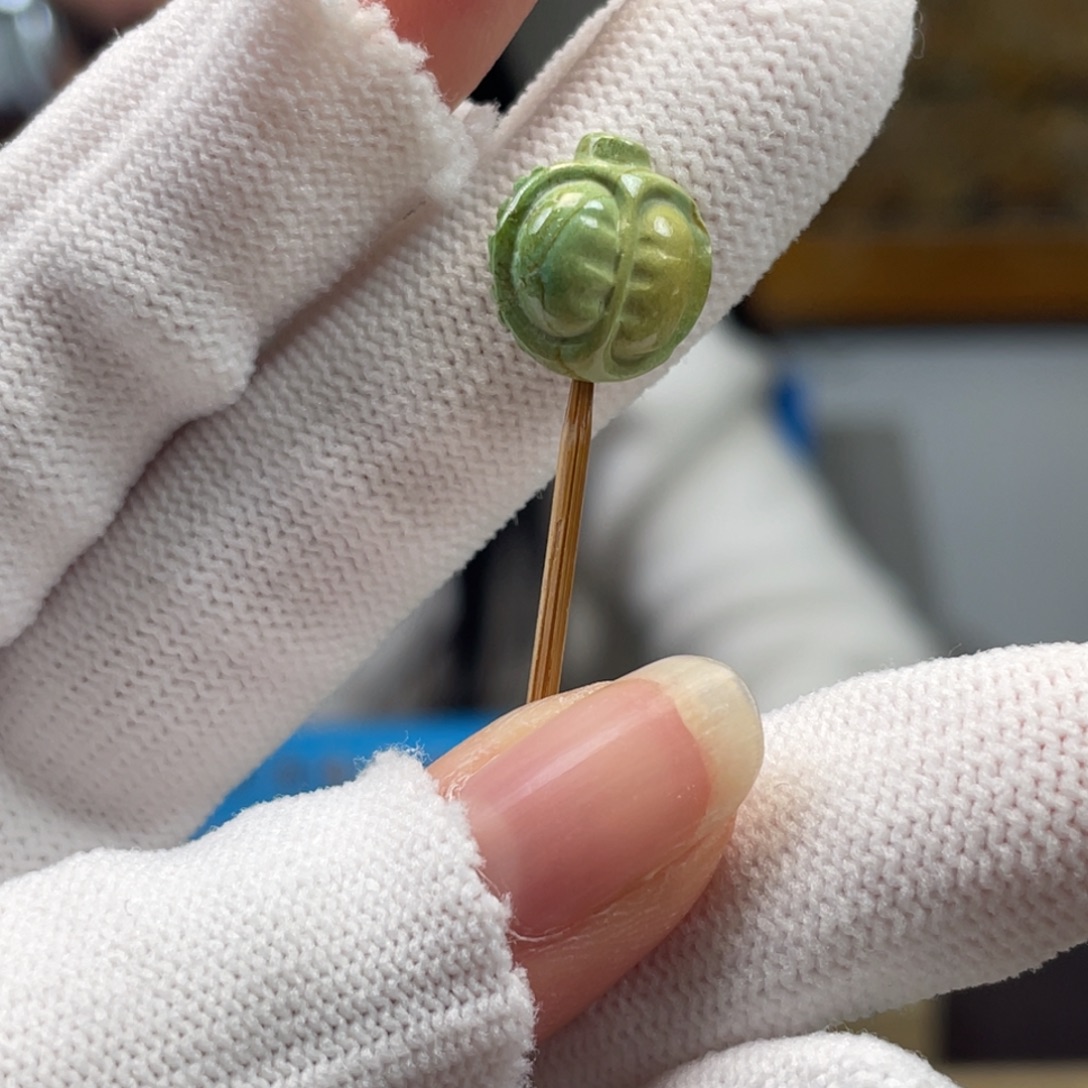 绿松石未镶嵌挂件