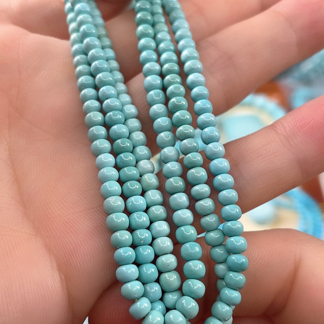 绿松石未镶嵌颈饰