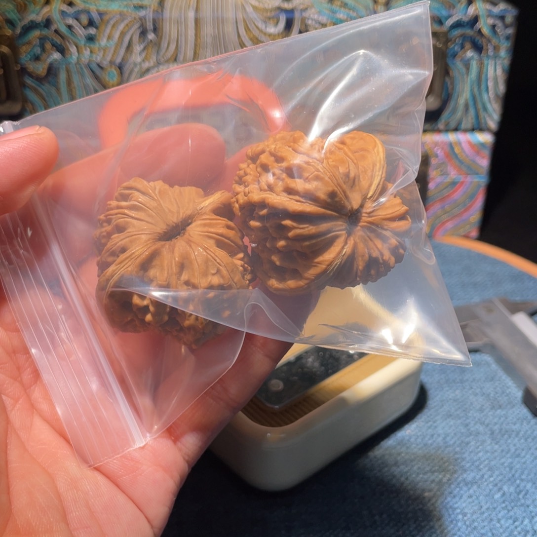 文玩核桃把件4888889888