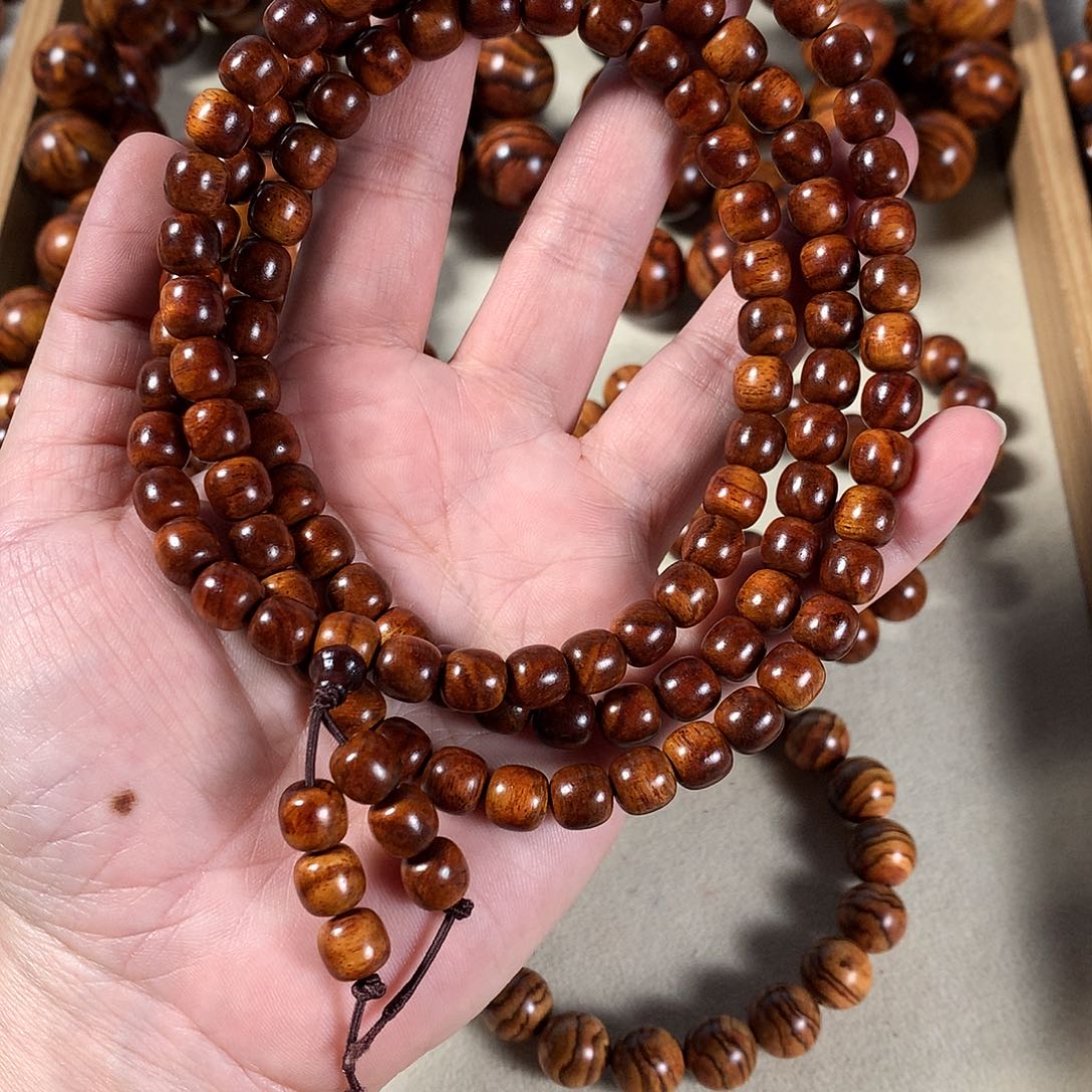 轩***か黄花梨/降香黄檀8*8老型珠