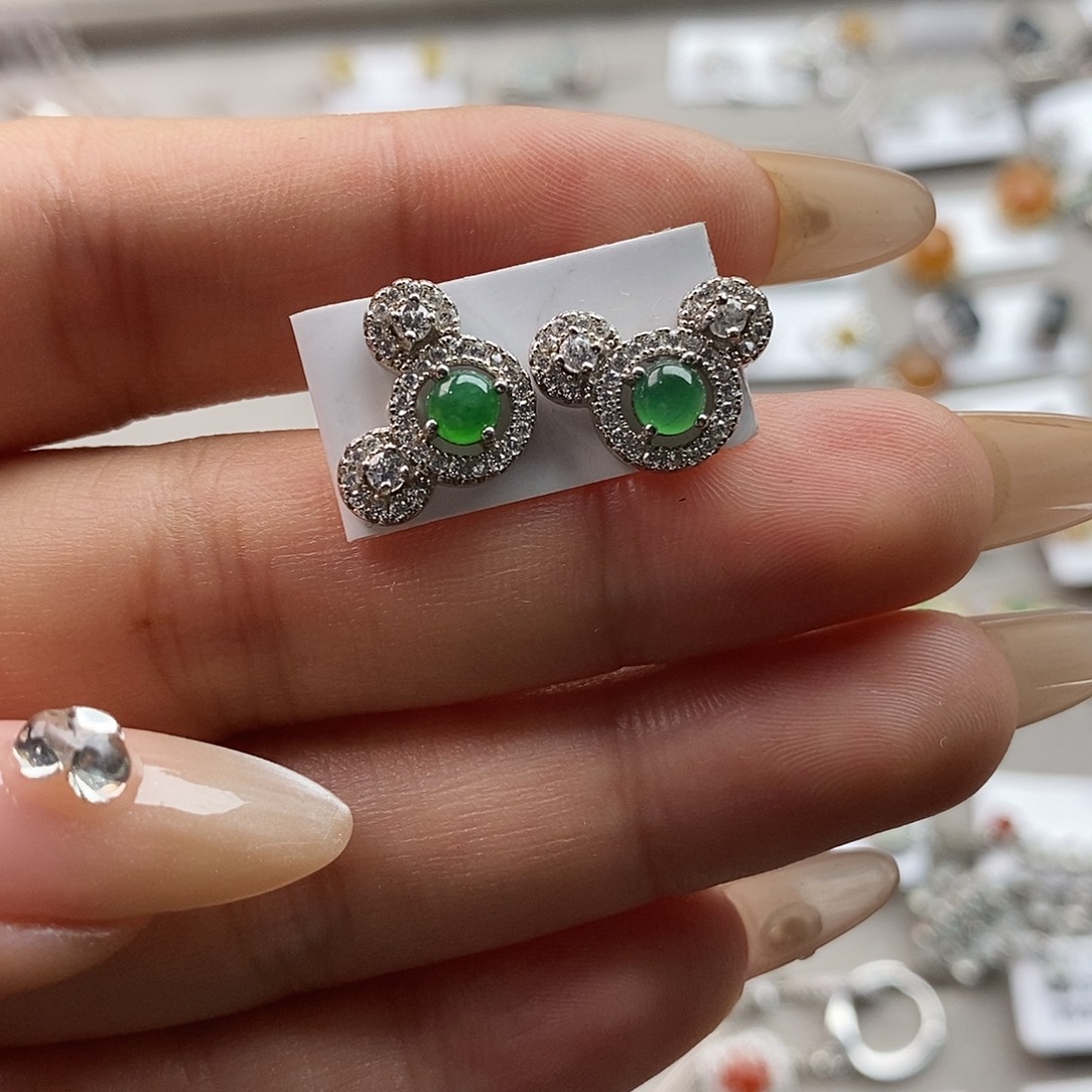 翡翠未镶嵌戒指翡翠