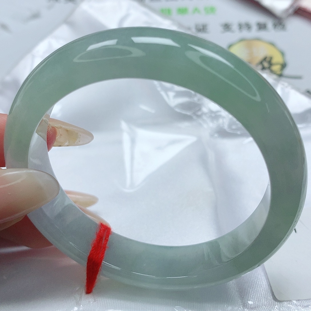 翡翠手镯未镶嵌缅甸天然A货翡翠