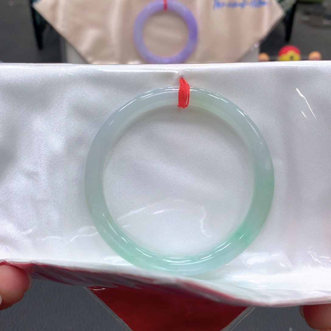 翡翠未镶嵌手镯54圆10号链接