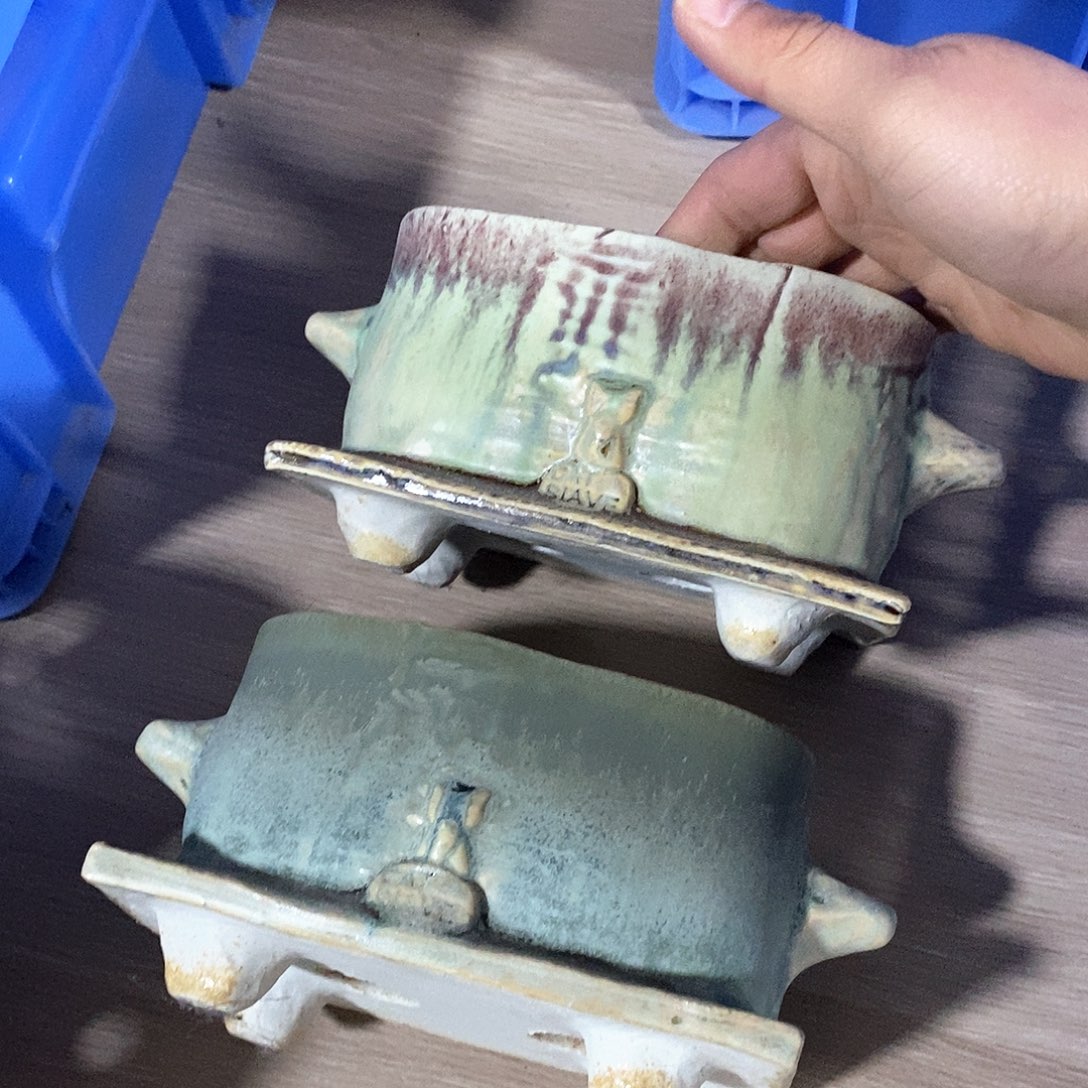 红陶处理的，瑕疵的