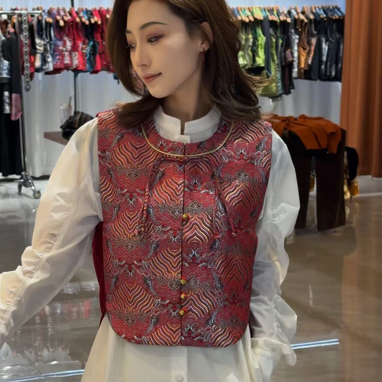 【卓日雅】8813新款民族风女款短款马甲中国式蒙古族民族风