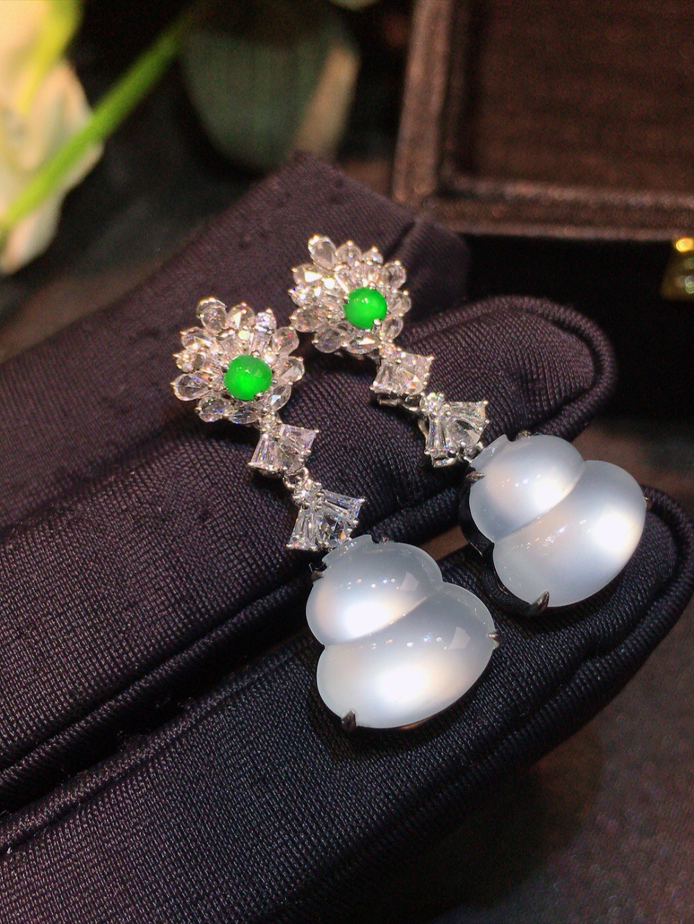 缅甸翡翠A货玻璃种葫芦耳饰