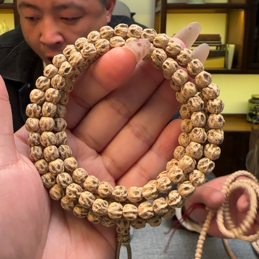 柏香籽/百香籽手串乱山7左右