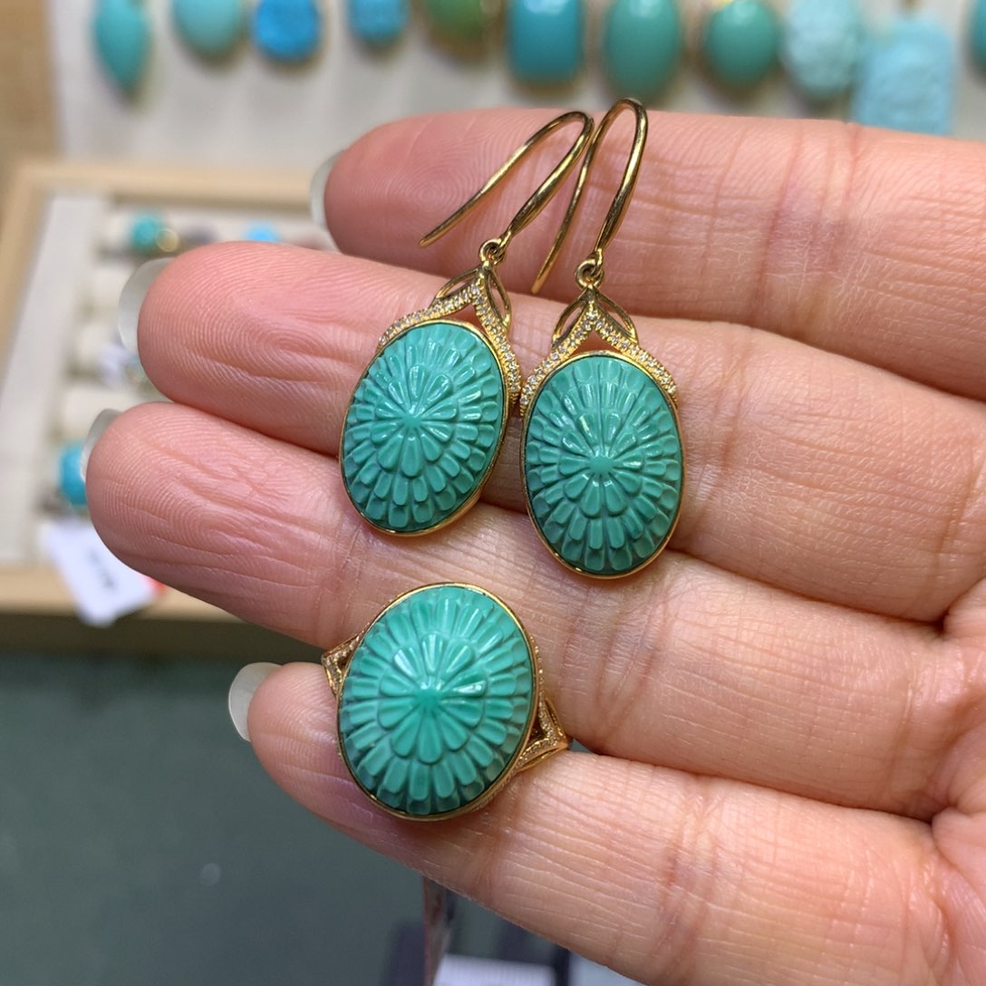 绿松石套装18K金镶嵌