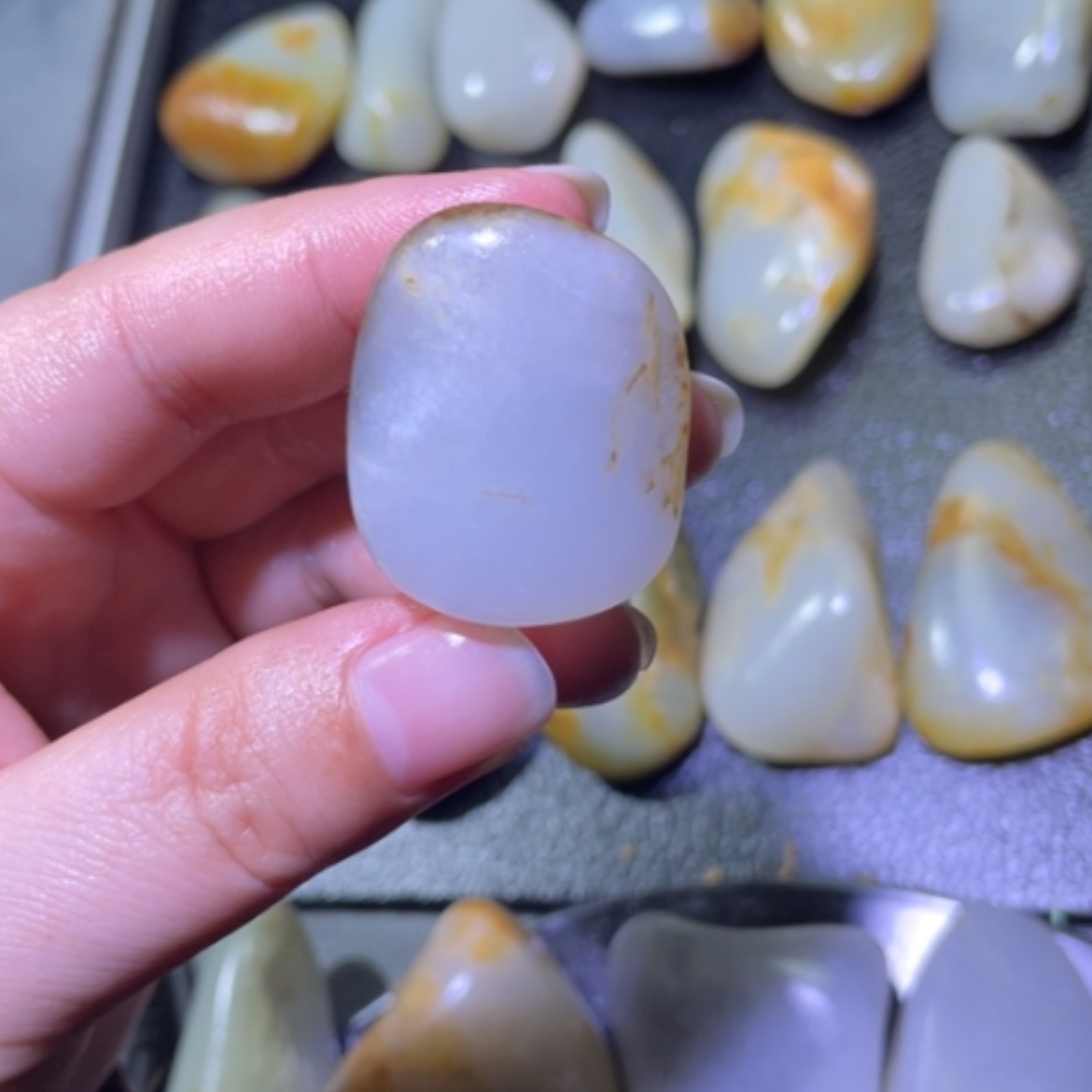 【闪购商品】颈饰未镶嵌和田玉（子料）天****