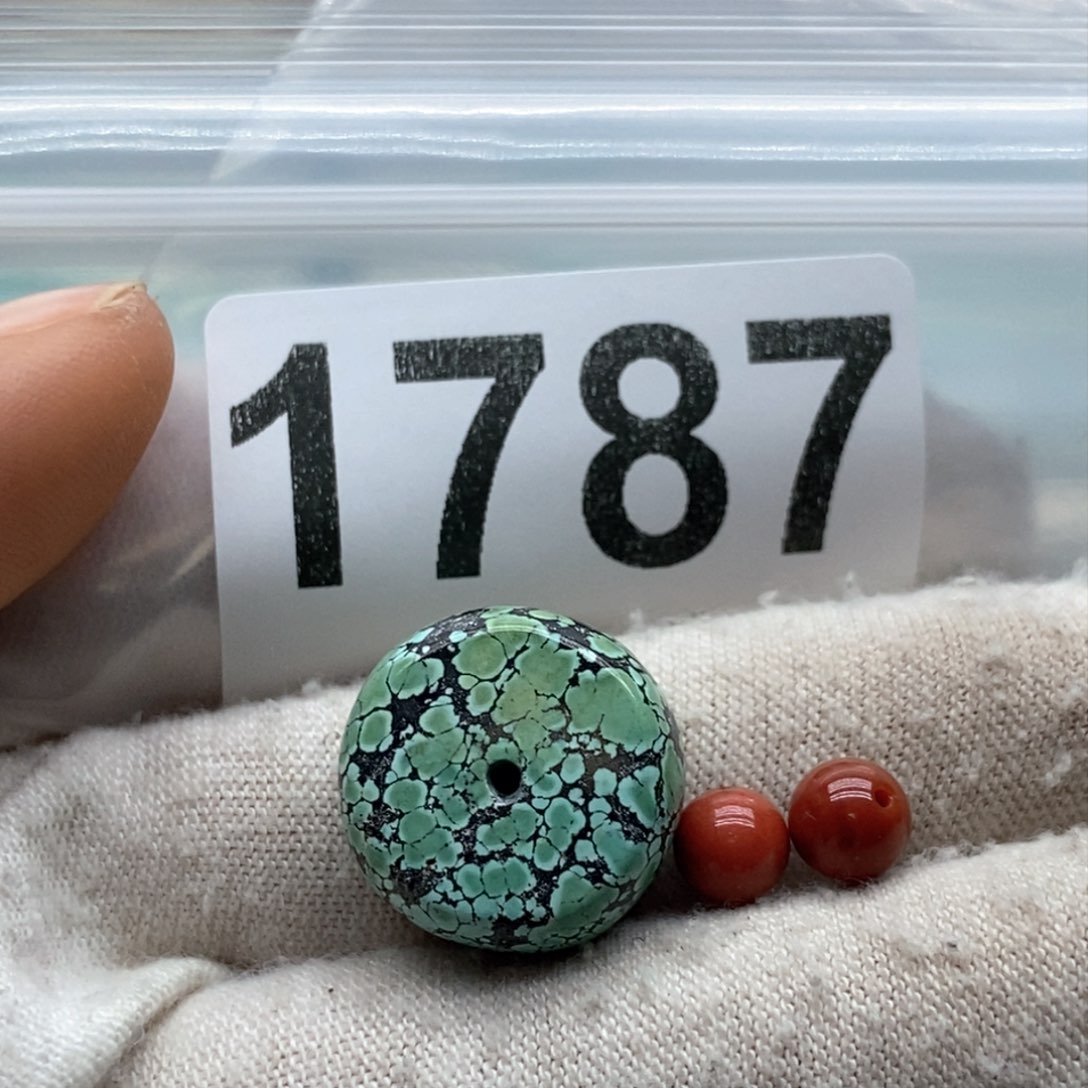 南红玛瑙颈饰未镶嵌