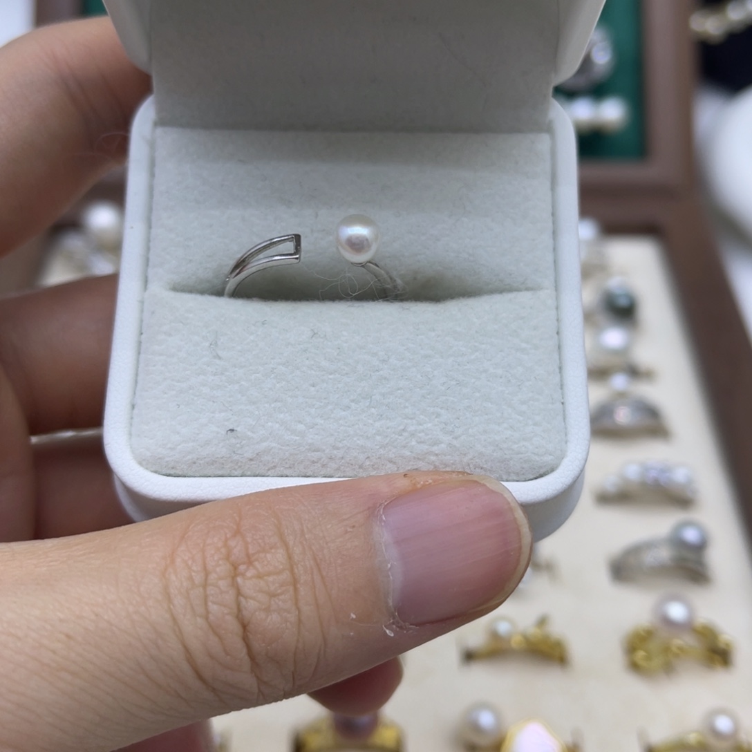 淡水珍珠银S925镶嵌戒指