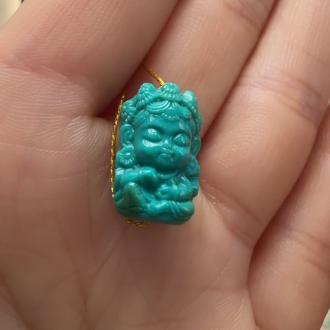 绿松石未镶嵌颈饰