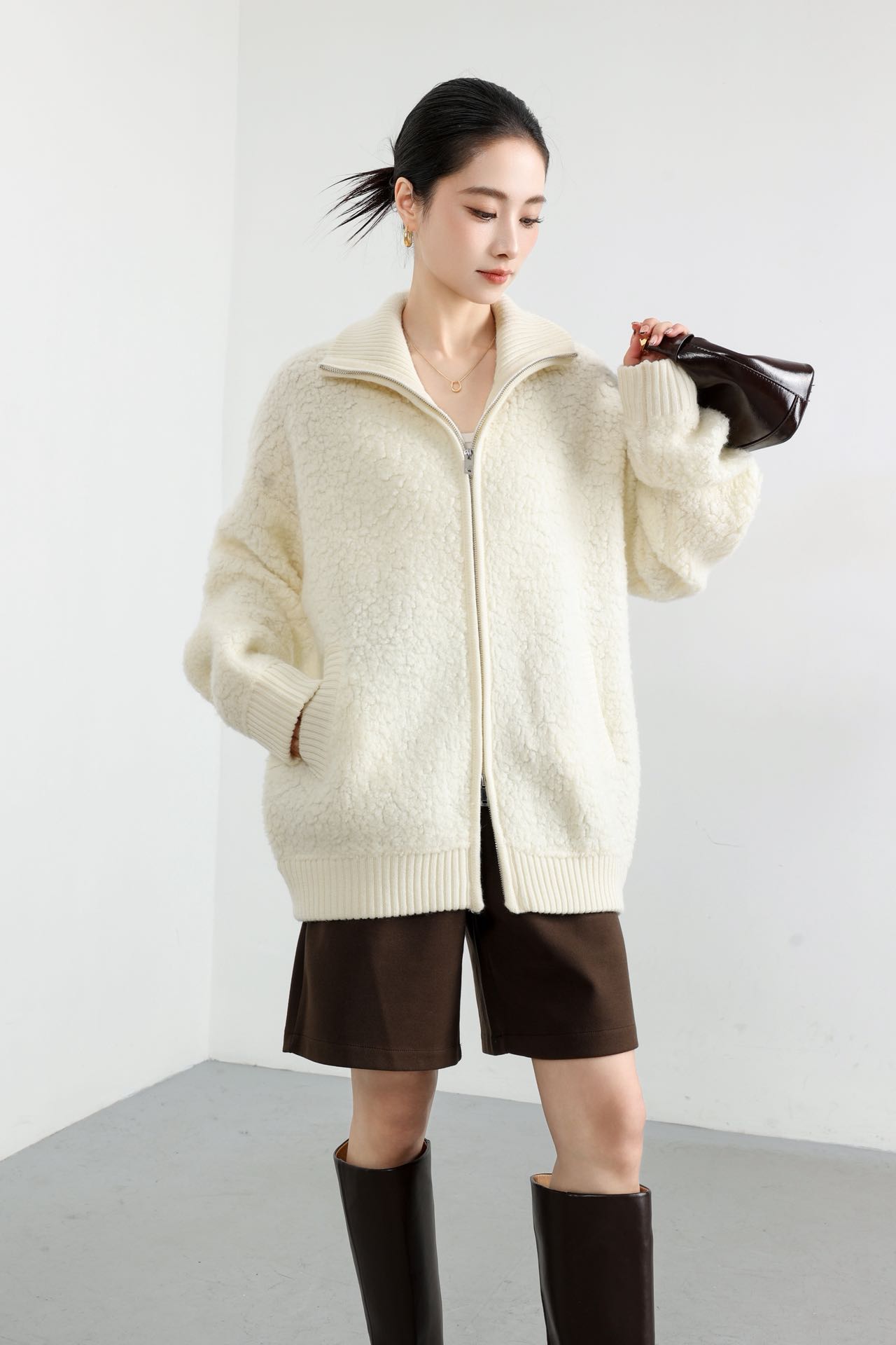 2025秋冬新款女羊毛衫100%纯羊毛宽松套装针织衫外搭保暖毛衣