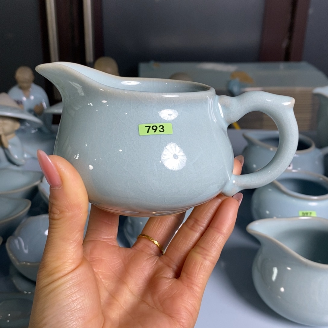 灯**同793微瑕天青色公道杯