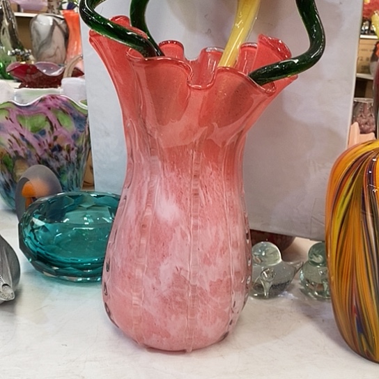 琉璃花瓶高31厘米口径15厘米