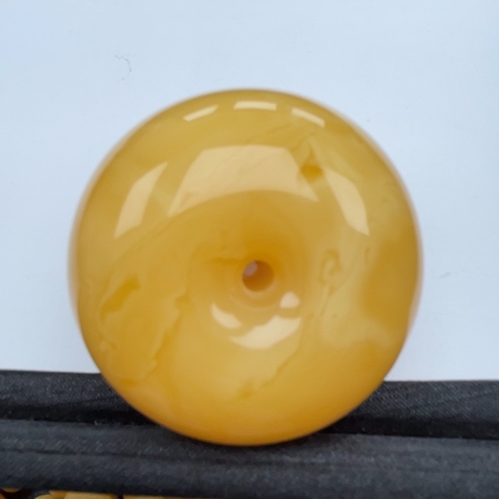 裸石蜜蜡未镶嵌蜜蜡柿子墩子重64.2