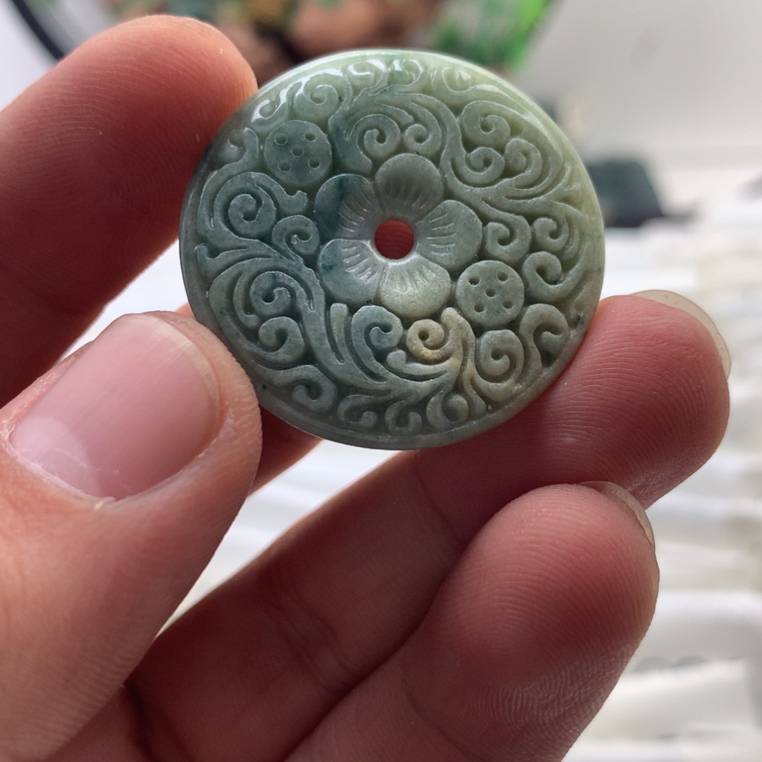 颈饰未镶嵌翡翠扣子