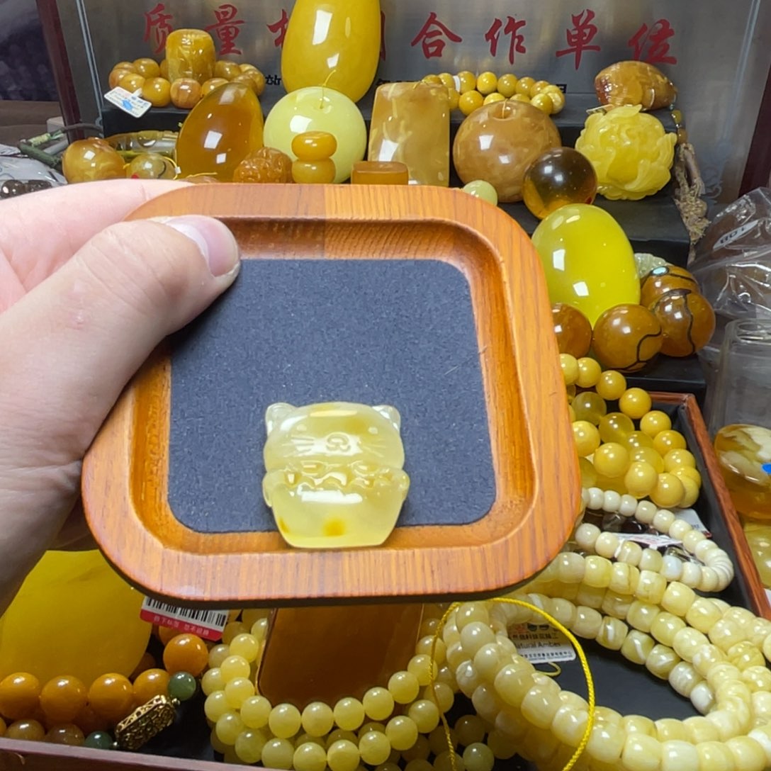 裸石琥珀未镶嵌蜜蜡