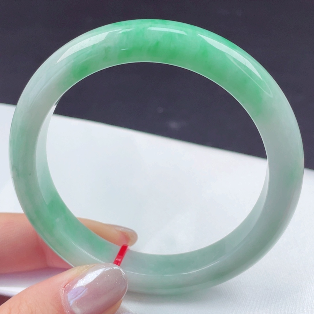 翡翠未镶嵌手镯57圈口