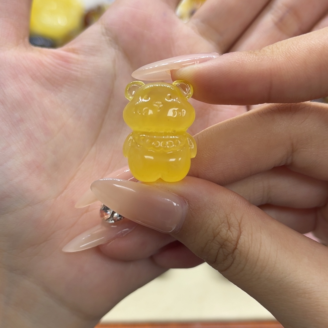 琥珀未镶嵌裸石天然琥珀蜜蜡围兜熊