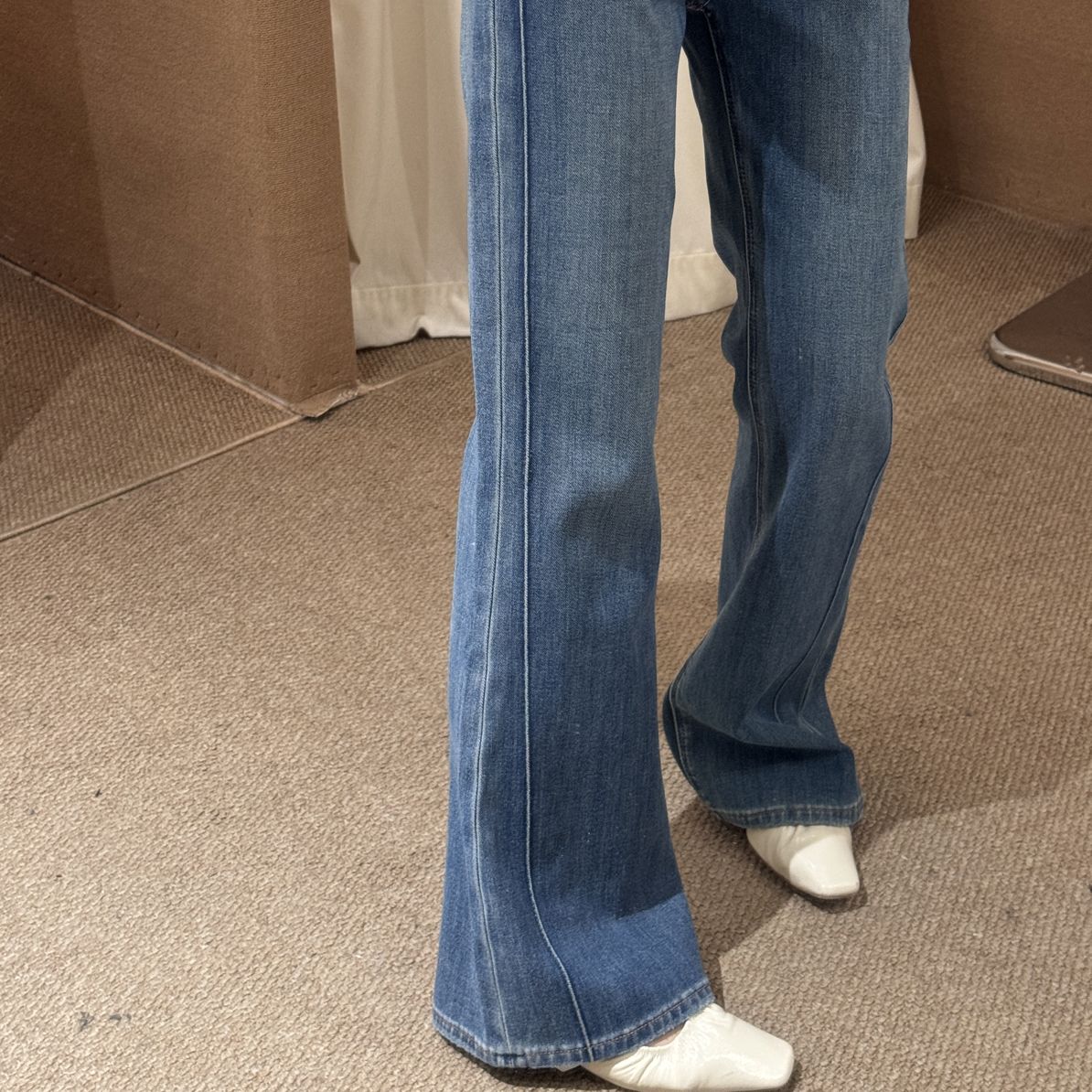 拉绒款升级拉长比例的喇叭裤～侧加宽高弹力洗水牛仔裤女微喇