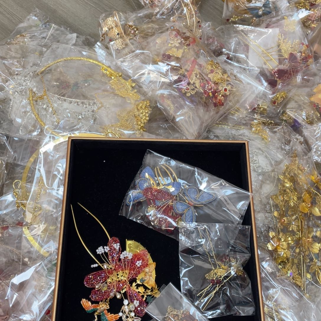混合材质新娘头饰默认微瑕不退换
