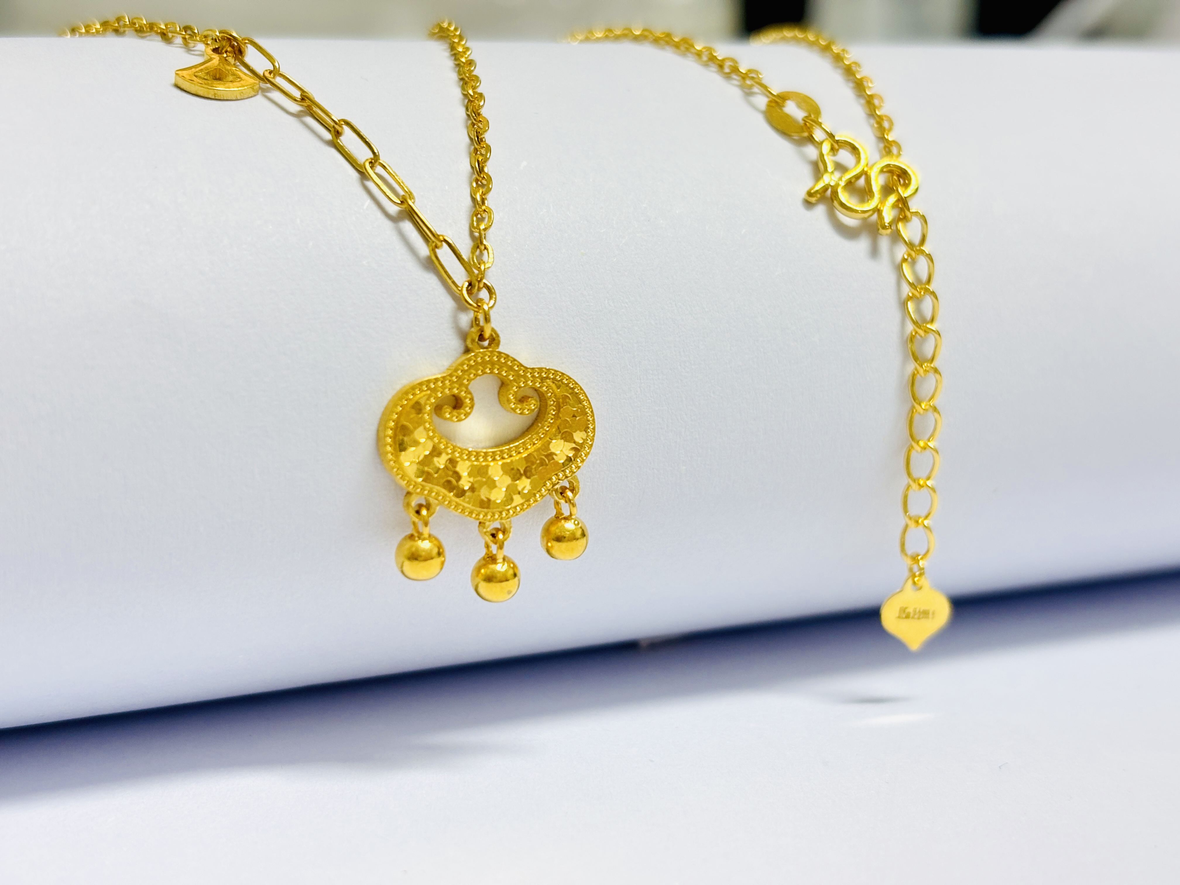 《小糖姐珠宝上新》足金黄金9999鱼鳞锁包时尚百搭精致（不支持退换）