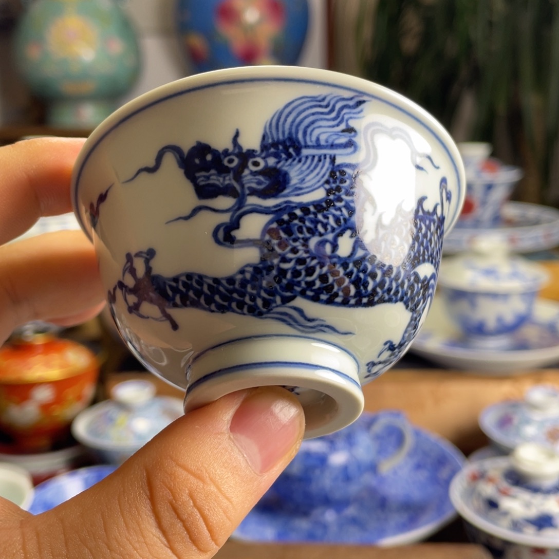 青花霸王龙压手杯