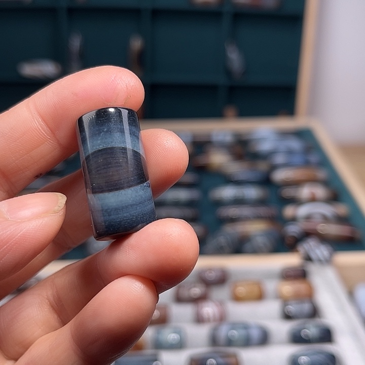 佛***哥玛瑙/玉髓合金珠宝奇石