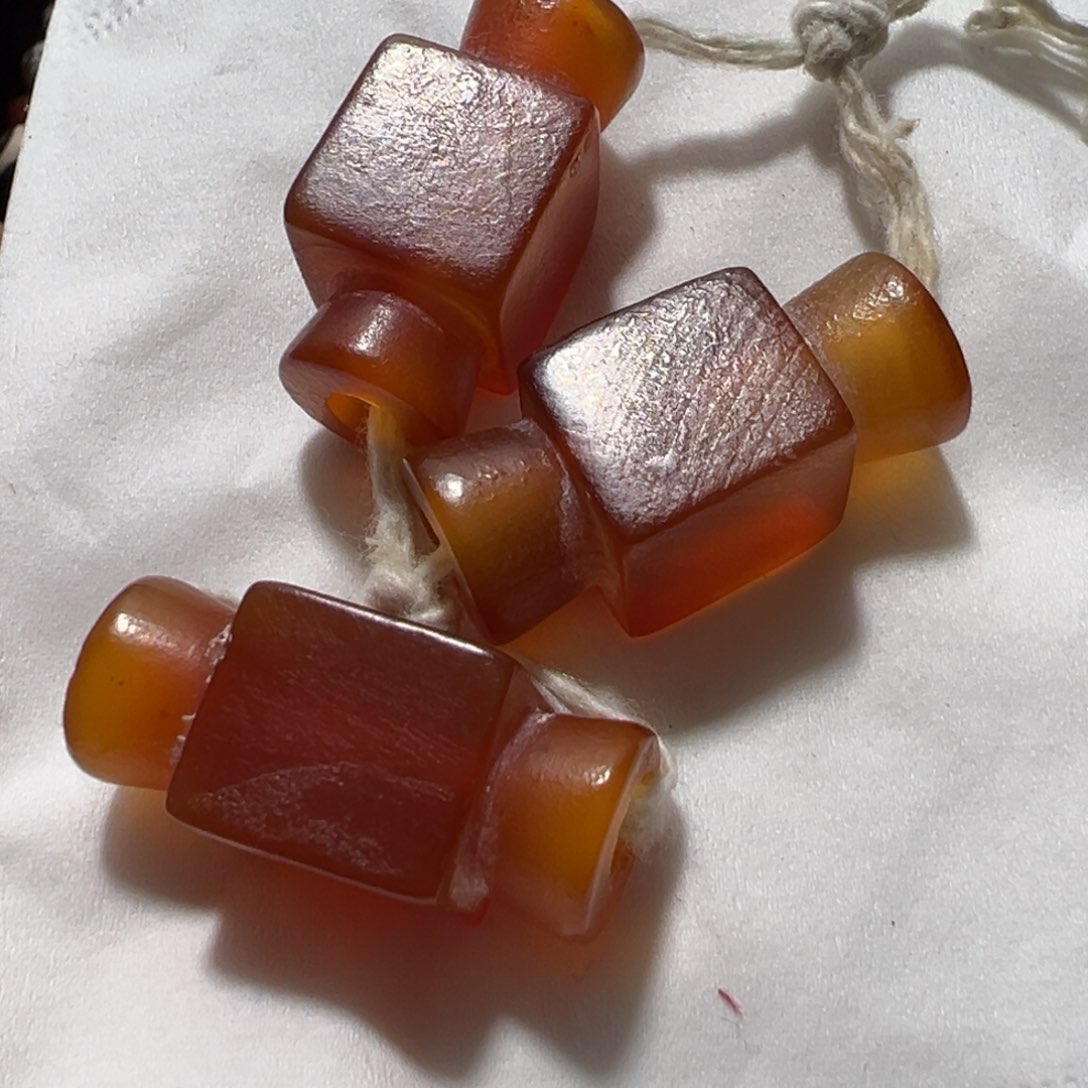 未镶嵌颈饰玛瑙/玉髓