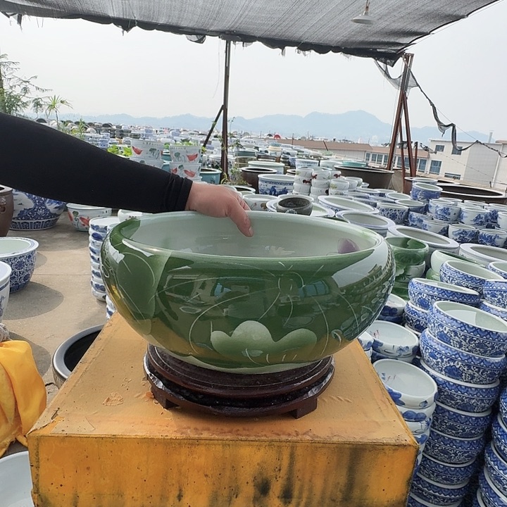 瓷片直径32，高14。。。。