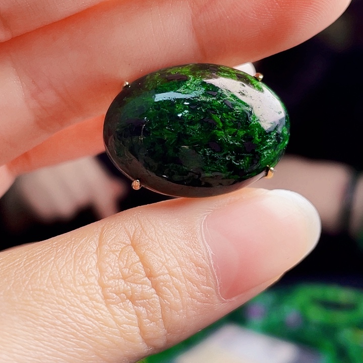 翡翠银S925镶嵌颈饰多样性